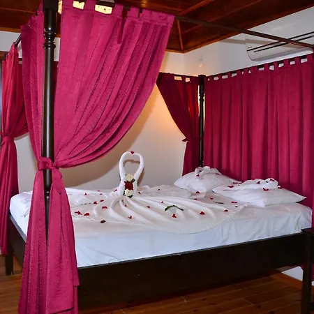 Aquarius Hotel apartamentowy Side