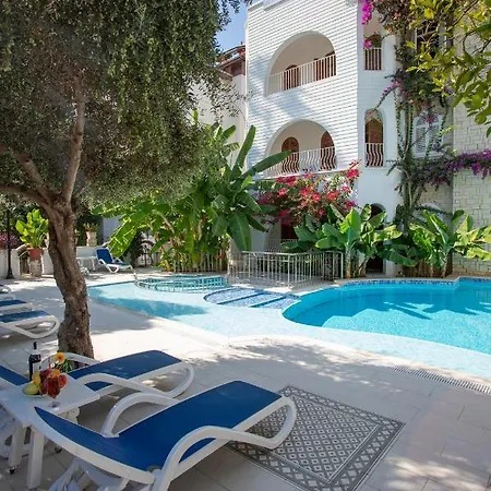 Aquarius Hotel apartamentowy 4*