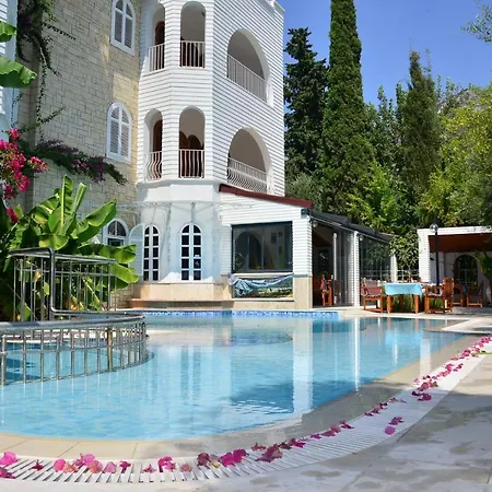 Aquarius Aparthotel Side