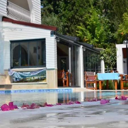 Aparthotel Aquarius 4*