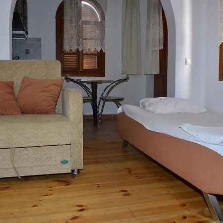 Lägenhetshotell Aquarius 4*