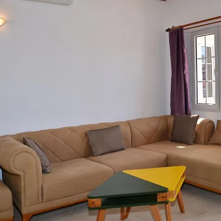 Aquarius Aparthotel 4*