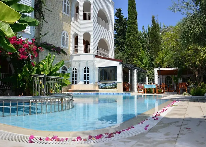 Aquarius Lägenhetshotell Side