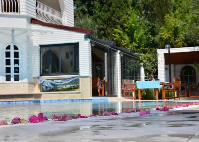 Lägenhetshotell Aquarius 4*