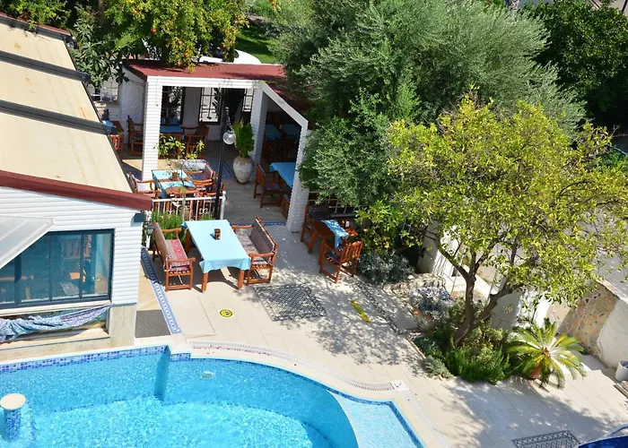 Aquarius Lägenhetshotell Side