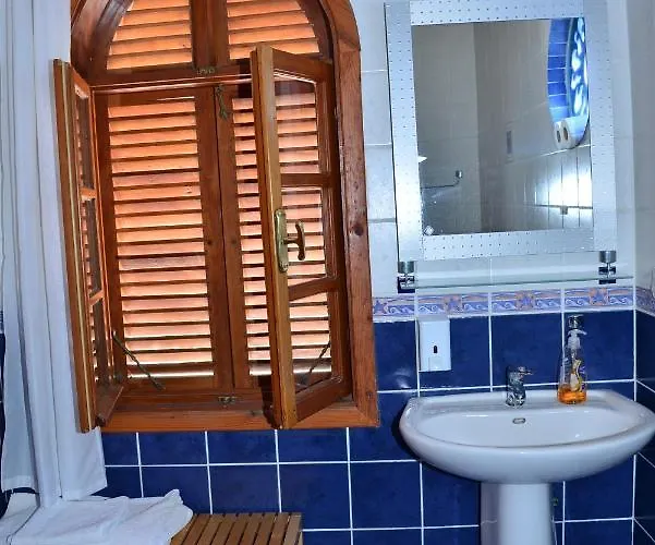 Aquarius Lägenhetshotell Side